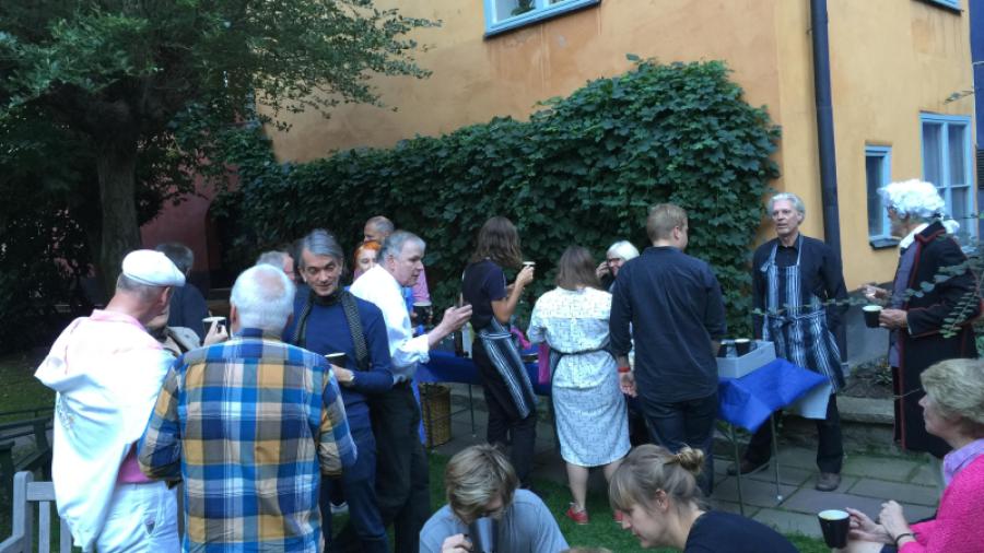 En riktigt trevlig gårdsfest